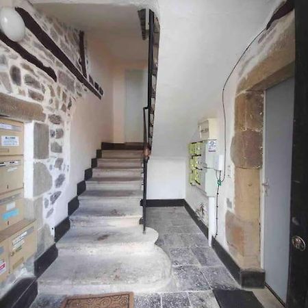 Logement Moderne Au Coeur Du Village Saint-Georges-de-Luzençon Εξωτερικό φωτογραφία